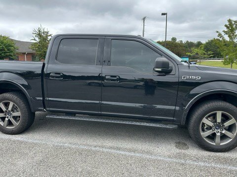 Used 2017 Ford F150 XLT w/ Equipment Group 302A Luxury AWD/4WD image 11
