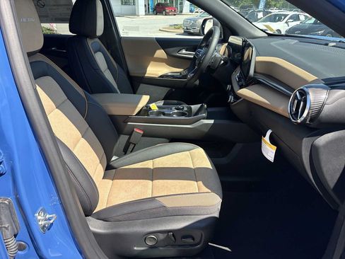 New 2026 Chevrolet Equinox ACTIV w/ Convenience Package III AWD/4WD image 27