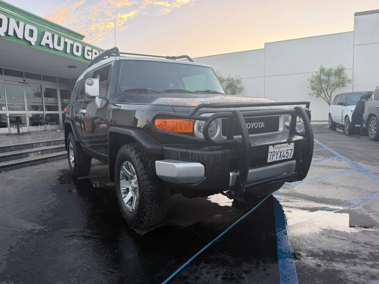 Used 2014 Toyota FJ Cruiser 4WD w/ Upgrade Package image 3