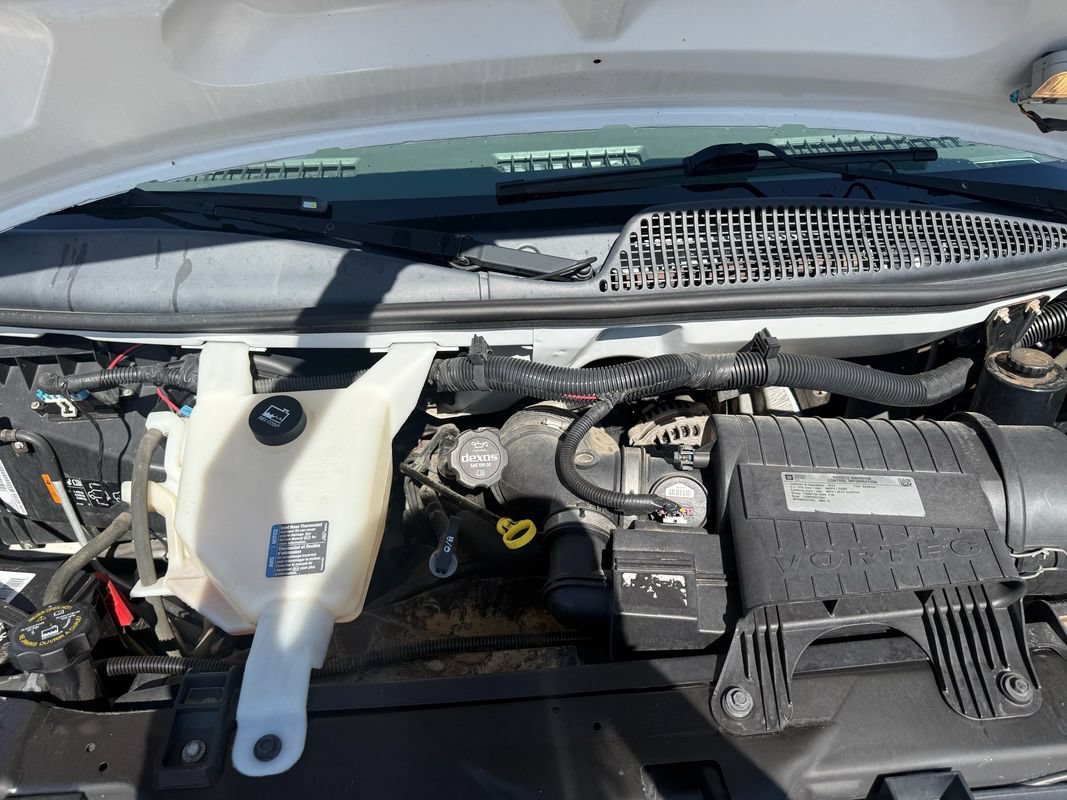 Used 2015 GMC Savana 2500 LT w/ LT Preferred Equipment Group RWD image 26