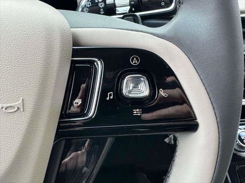 Used 2022 Lincoln Corsair AWD w/ Equipment Group 101A image 21