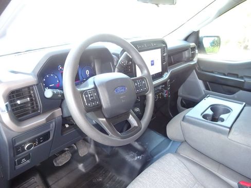 Used 2024 Ford F150 XL RWD image 12