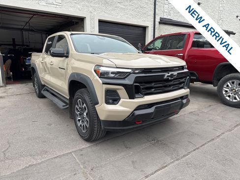 Used 2024 Chevrolet Colorado Z71 w/ Z71 Convenience Package 2 image 1