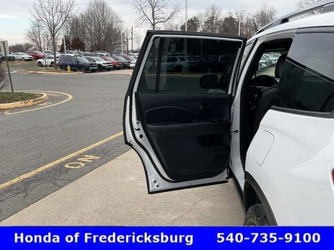 Certified 2023 Honda Passport TrailSport image 16