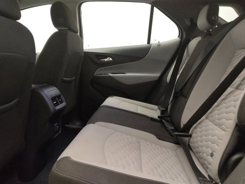 Used 2020 Chevrolet Equinox LS FWD image 18