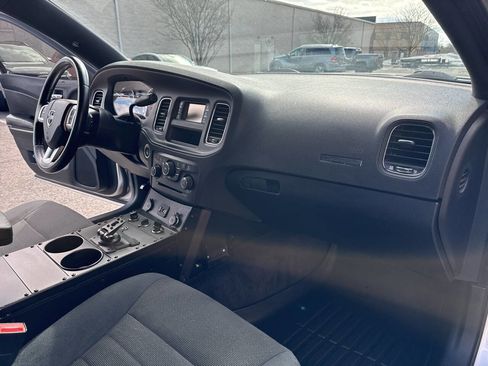 Used 2011 Dodge Charger Police w/ Convenience Group I image 31