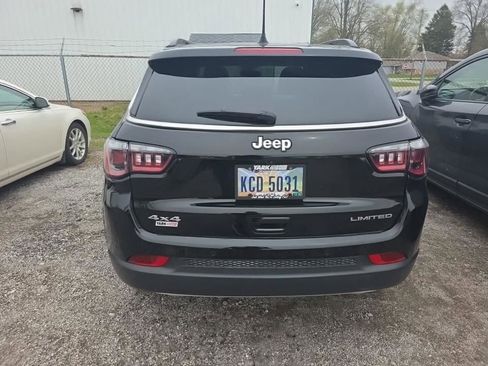 Used 2023 Jeep Compass Limited AWD/4WD image 3
