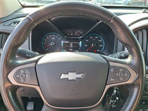 Used 2018 Chevrolet Colorado Z71 w/ Centennial Edition image 19