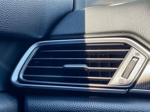 Used 2019 Honda Accord Sport image 47