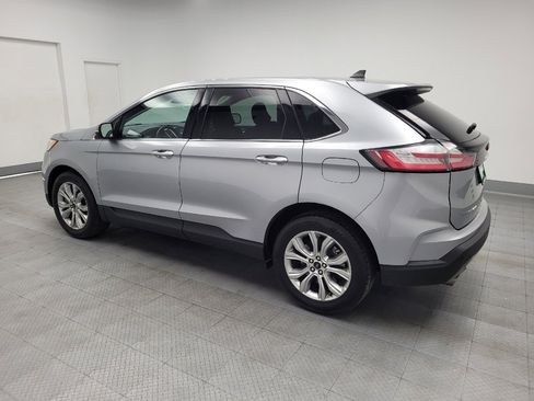 Used 2024 Ford Edge Titanium image 3