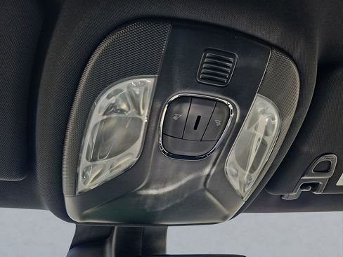 New 2025 Jeep Compass Latitude image 29