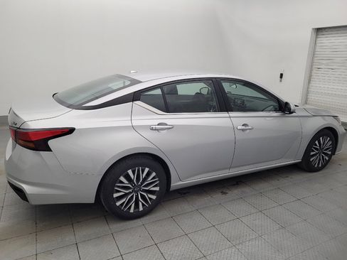 Used 2023 Nissan Altima 2.5 SV image 10