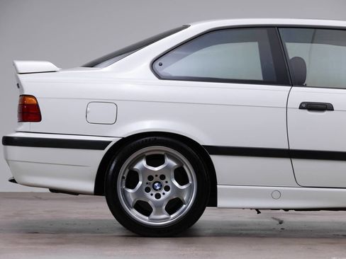 Used 1996 BMW M3 Coupe image 27