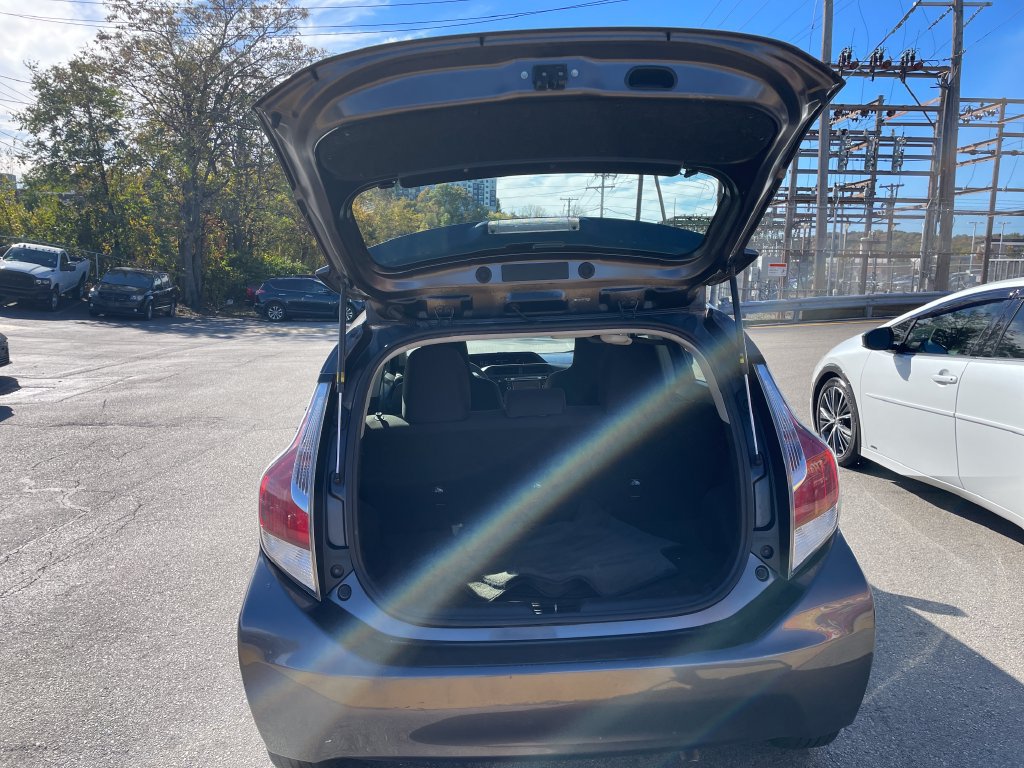 Used 2015 Toyota Prius C One FWD image 13