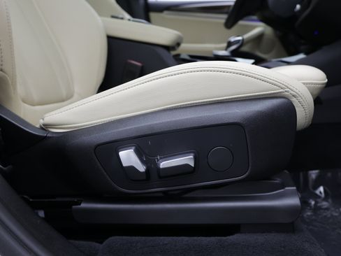 Used 2023 BMW X3 xDrive30i w/ Convenience Package AWD/4WD image 47