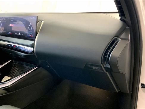 Certified 2025 BMW X3 xDrive30i image 18