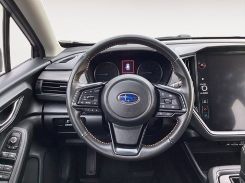 Certified 2024 Subaru Crosstrek 2.5i Limited w/ Crosstrek Mirror Package image 12