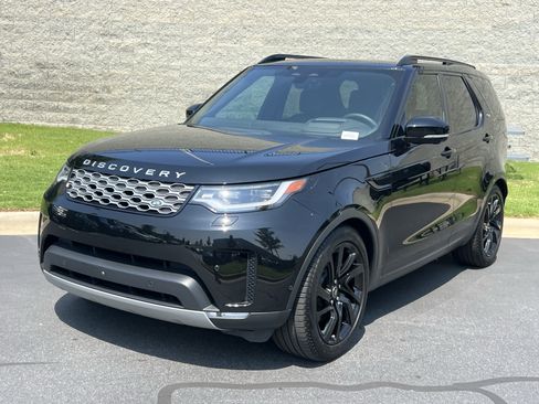 Certified 2025 Land Rover Discovery S AWD/4WD image 1