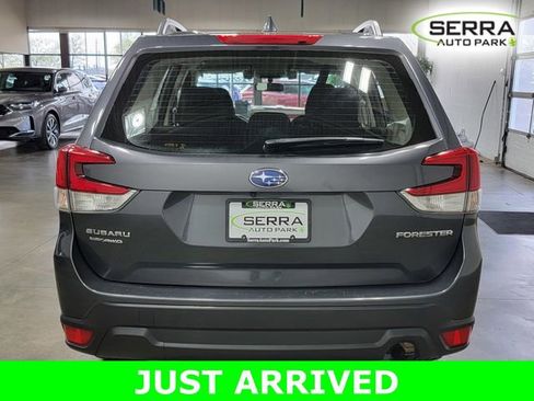 Used 2021 Subaru Forester image 6
