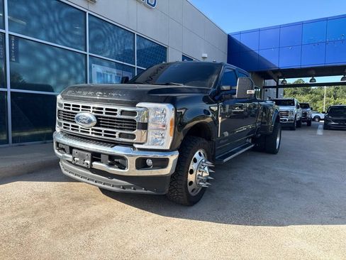 Used 2023 Ford F350 XLT w/ Camper Package AWD/4WD image 3