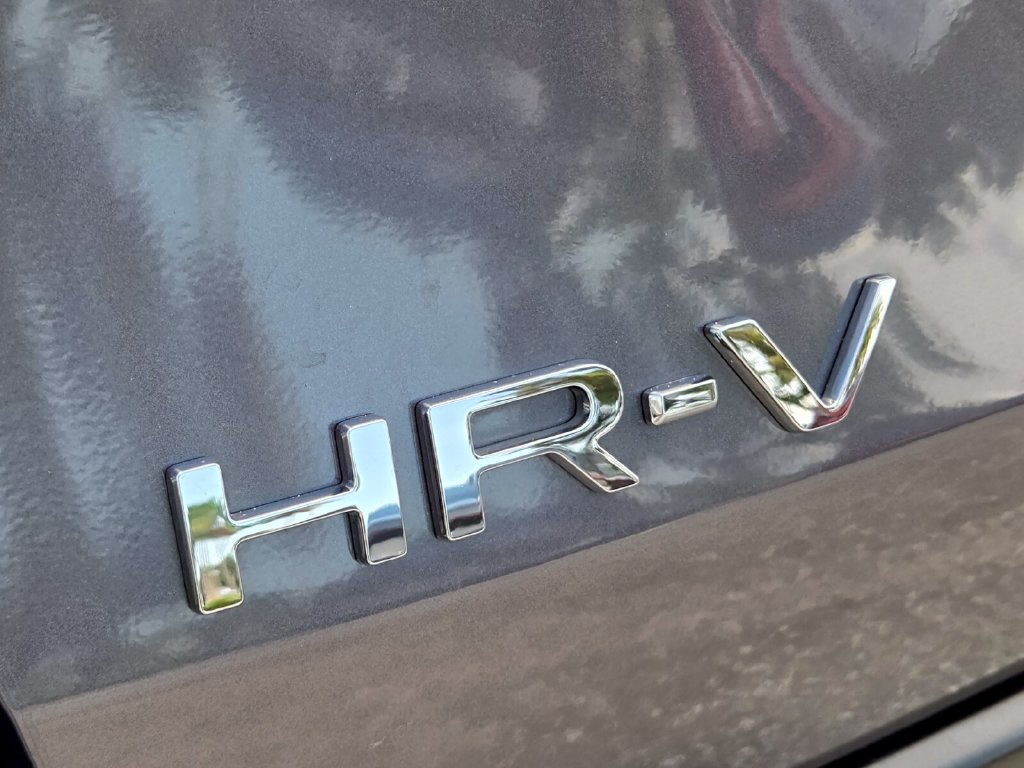 Certified 2025 Honda HR-V LX image 14