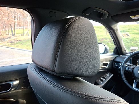 Certified 2025 Honda Civic Sport image 13