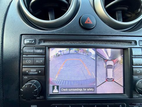 Used 2013 Nissan Rogue SL AWD/4WD image 17