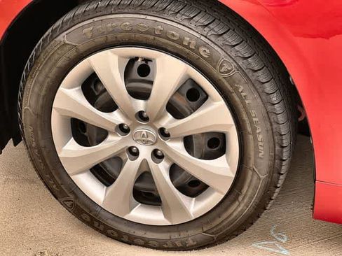 Used 2020 Toyota Corolla LE FWD image 9