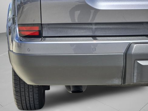 Used 2025 Lexus GX 550 Premium Package w/ Cold Area Package image 17