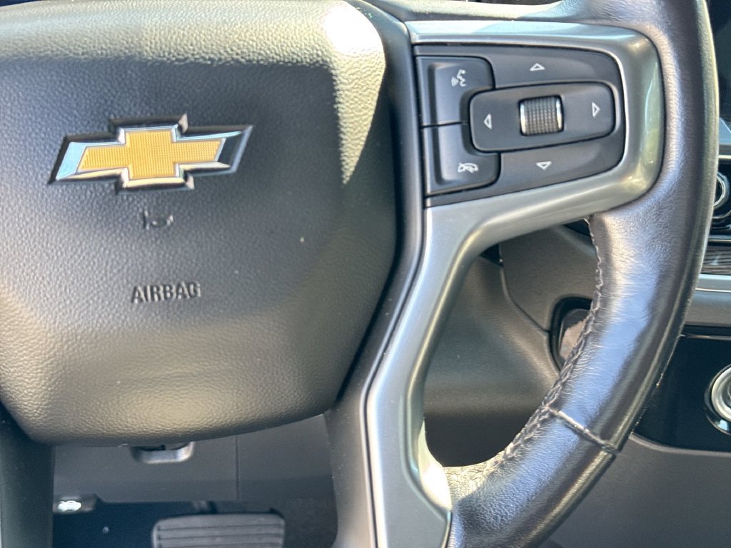 Used 2022 Chevrolet Silverado 1500 LT RWD image 18