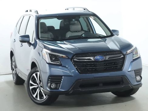 Used 2023 Subaru Forester Limited image 2