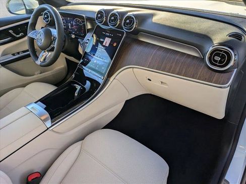 New 2026 Mercedes-Benz GLC 300 image 18