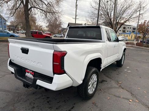 New 2026 Toyota Tacoma SR5 image 5