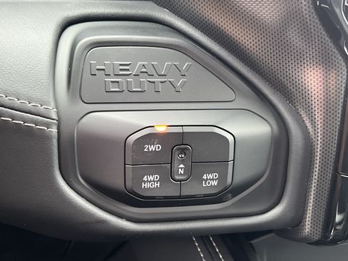 New 2026 RAM 3500 Limited AWD/4WD image 33