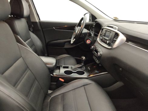 Used 2016 Kia Sorento EX FWD image 21