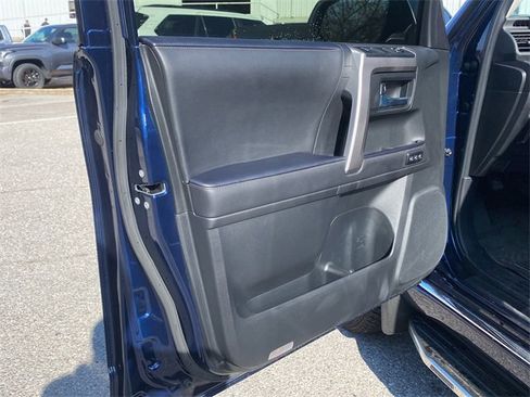 Used 2023 Toyota 4Runner Limited image 18