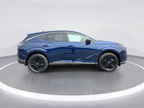New 2025 Nissan Murano SV image 9