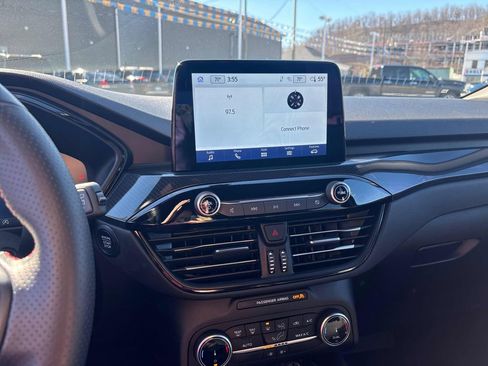 Used 2024 Ford Escape ST-Line image 16