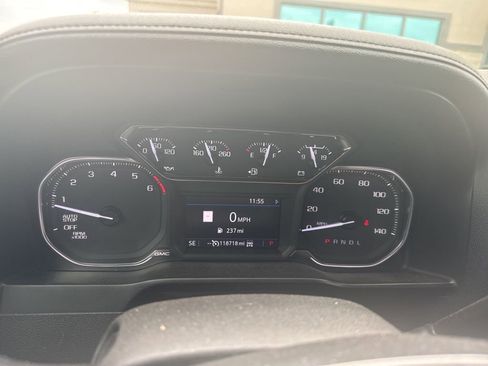 Used 2020 GMC Sierra 1500 SLT w/ SLT Premium Plus Package AWD/4WD image 16