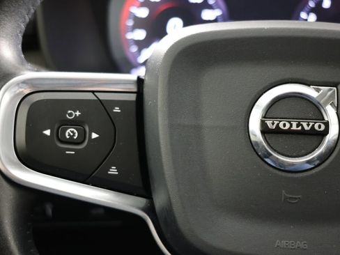 Used 2020 Volvo XC40 T5 Inscription w/ Protection Package Premier AWD/4WD image 28
