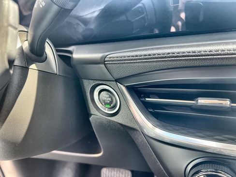 Certified 2024 Buick Encore GX Preferred image 16