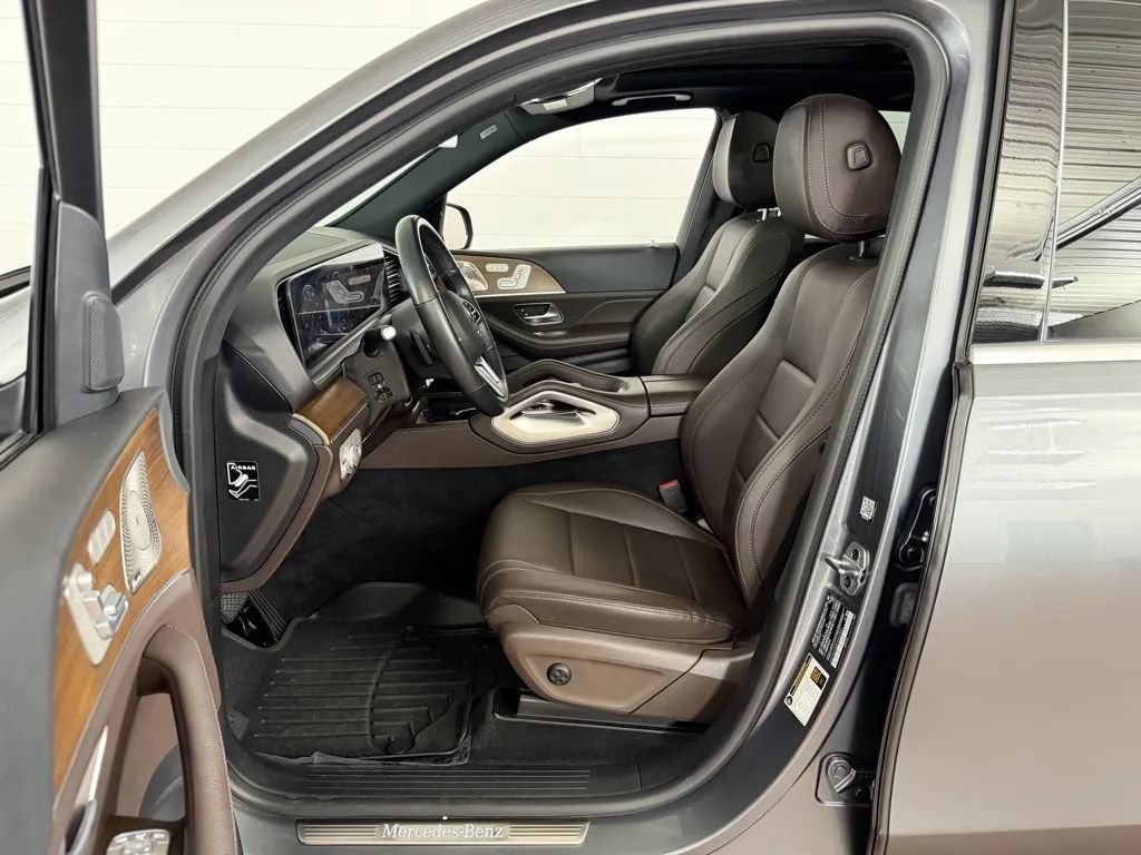 Used 2021 Mercedes-Benz GLE 350 4MATIC image 11