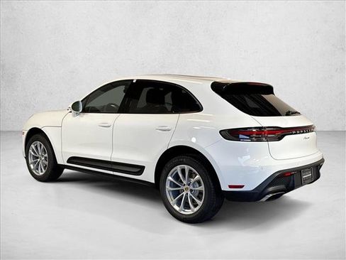Used 2026 Porsche Macan AWD/4WD image 3