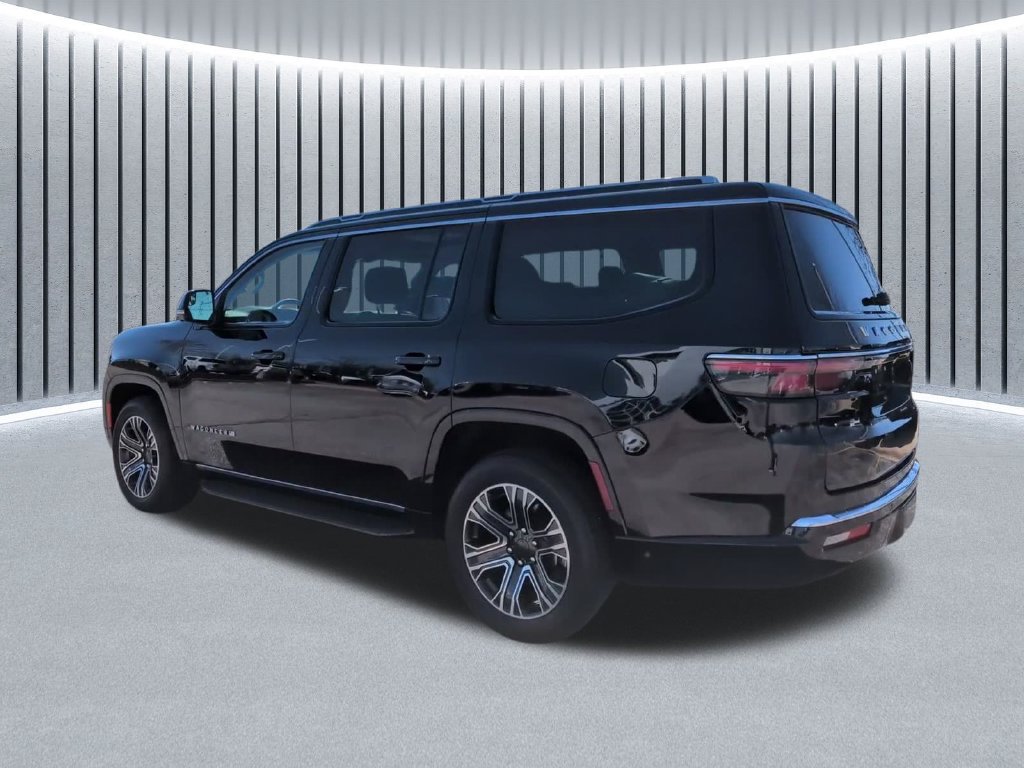 Used 2024 Jeep Wagoneer 4WD w/ Premium Group I image 10