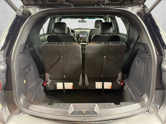 Used 2016 Ford Explorer XLT w/ Equipment Group 202A FWD image 19