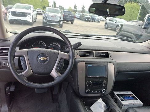 Used 2011 Chevrolet Tahoe LT w/ Suspension Package, Off-Road image 13