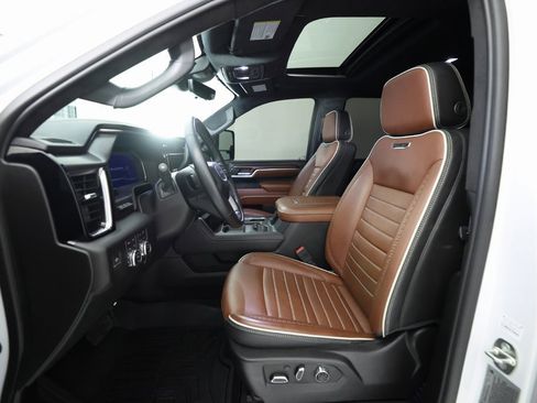 Used 2024 GMC Sierra 2500 Denali Ultimate image 16