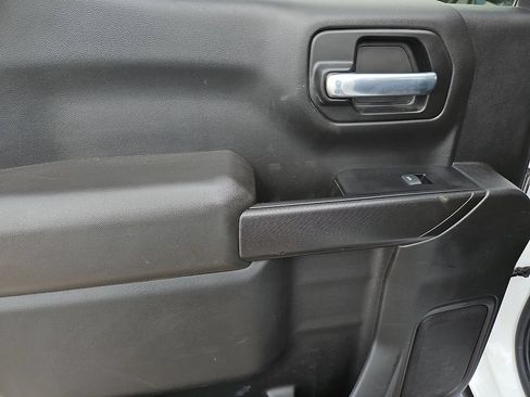 Used 2022 Chevrolet Silverado 1500 Custom w/ LPO, Dark Essentials Package AWD/4WD image 17