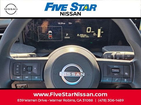 Used 2025 Nissan Kicks SV FWD image 23