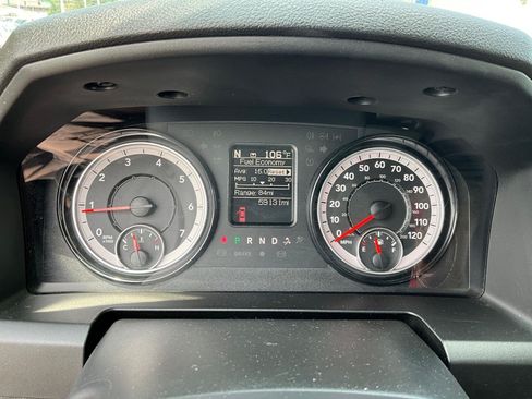 Used 2024 RAM 1500 Classic SLT AWD/4WD image 13